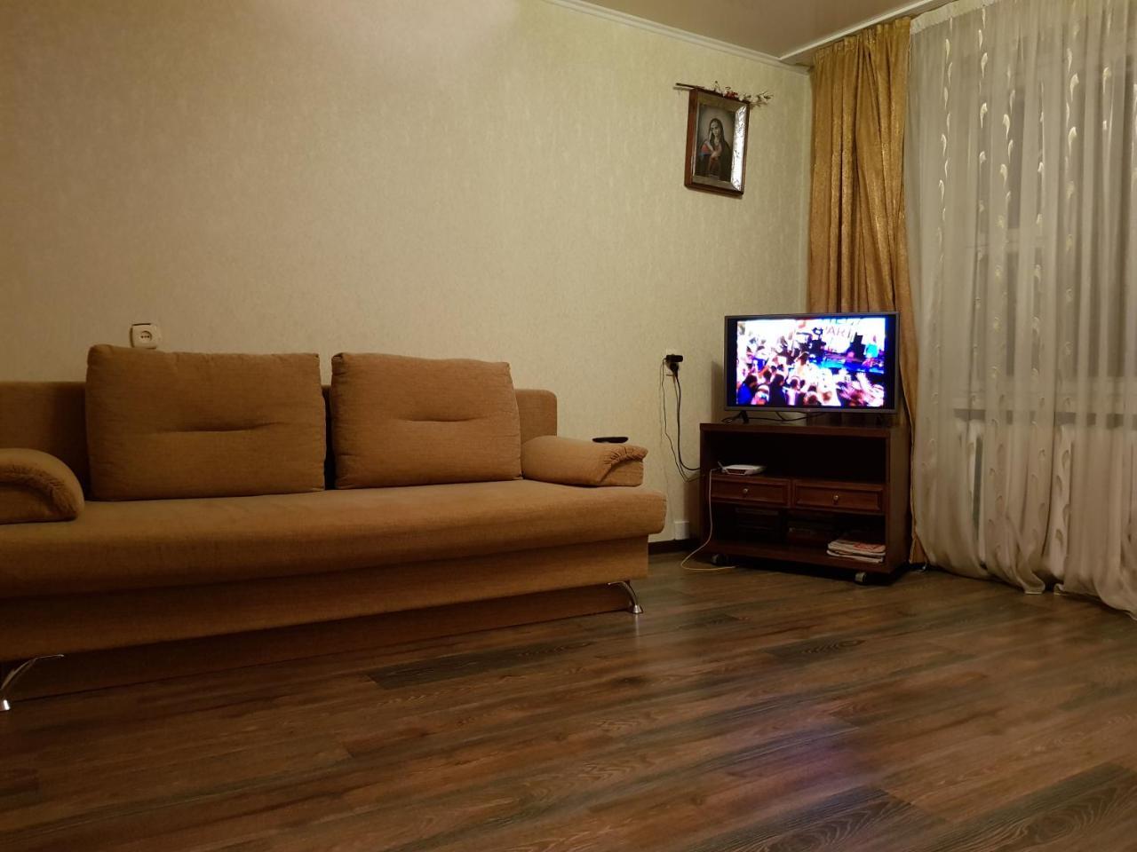 Апартаменты На улице Жукова Барановичи Экстерьер фото